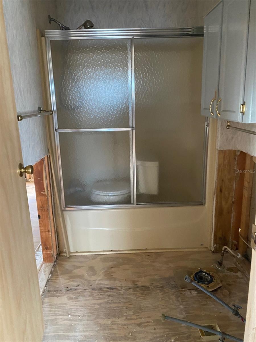 Image 18 of 21 For 71 Schooner Drive 71