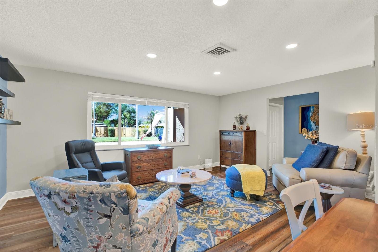 Image 3 of 40 For 8781 Leona Street