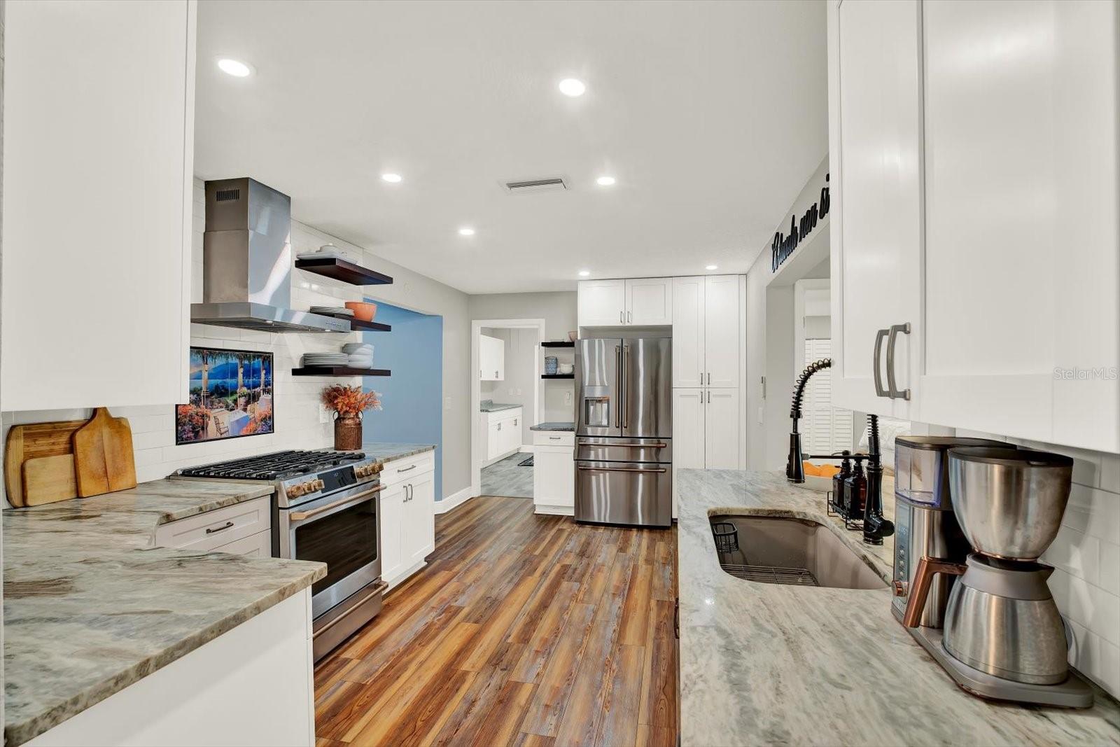 Image 7 of 40 For 8781 Leona Street