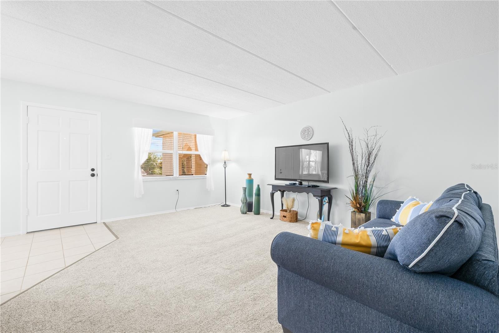 Image 3 of 32 For 11720 Park Boulevard 302