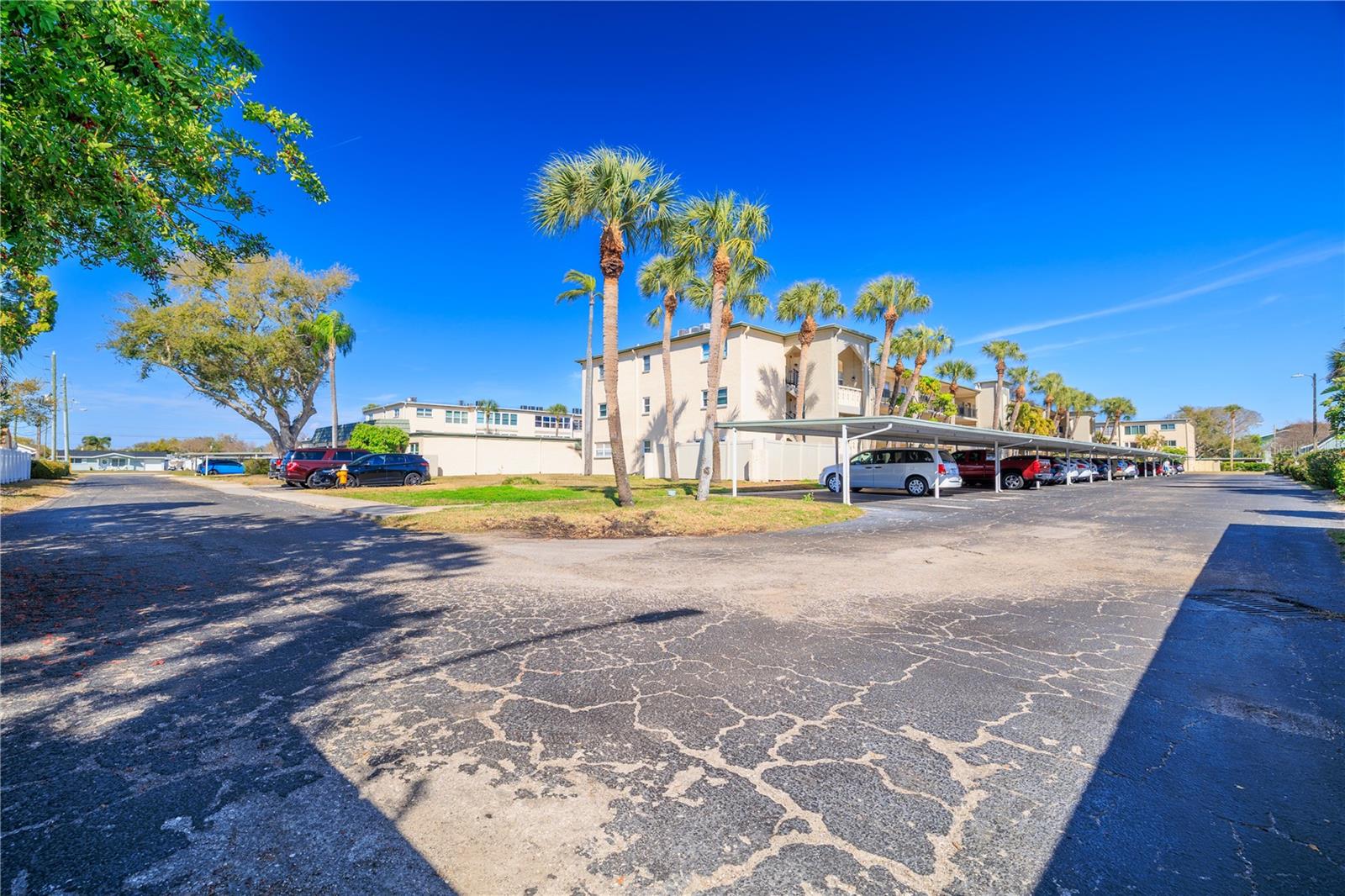 Image 32 of 32 For 11720 Park Boulevard 302