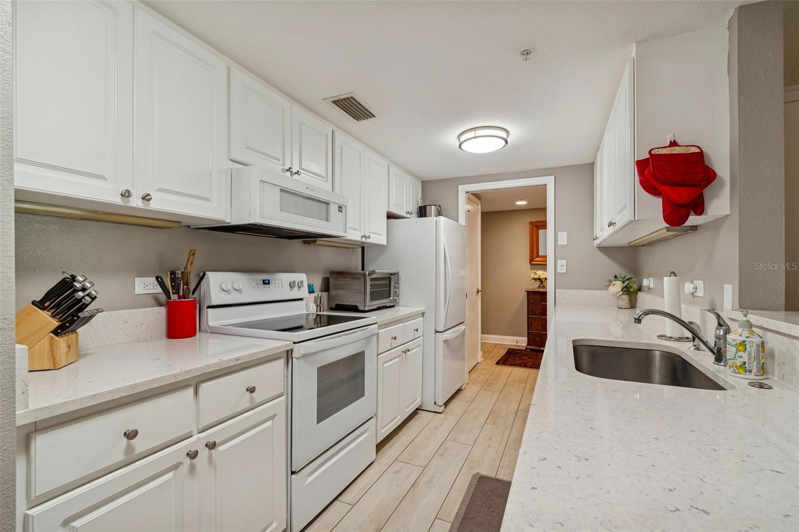 Image 16 of 70 For 36750 Us Highway 19 N 16210