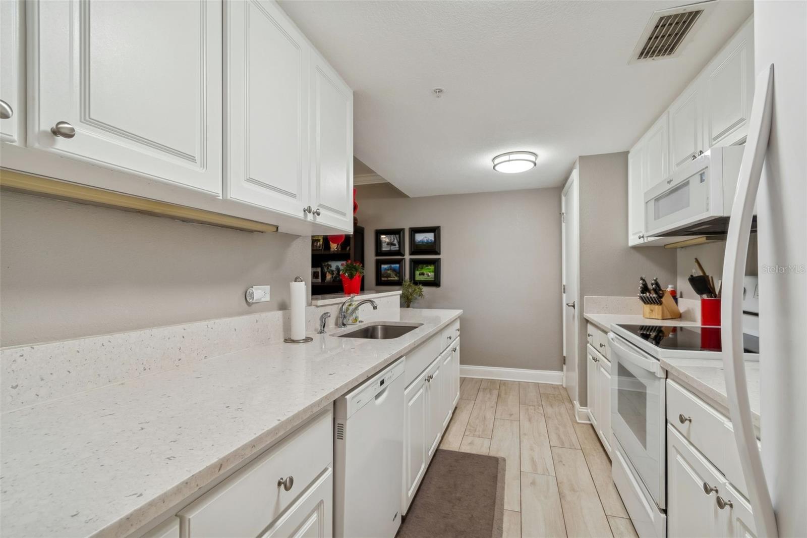 Image 19 of 70 For 36750 Us Highway 19 N 16210