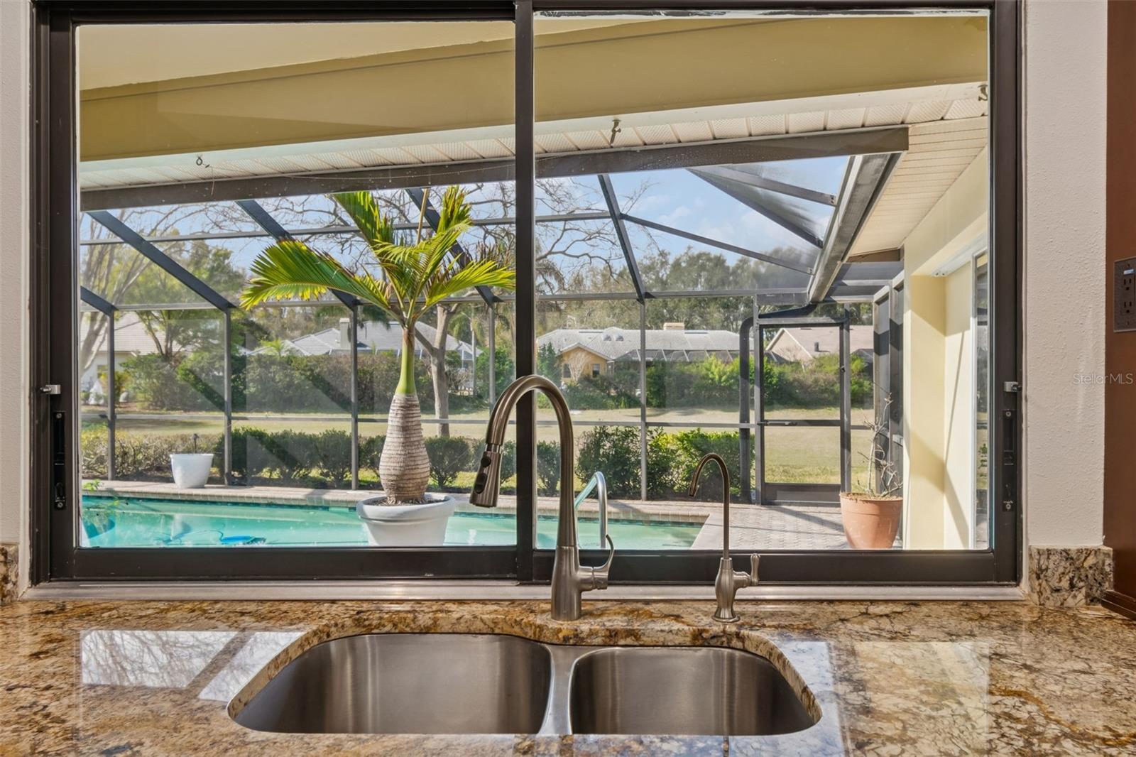 Image 15 of 89 For 2194 Pinnacle Circle N