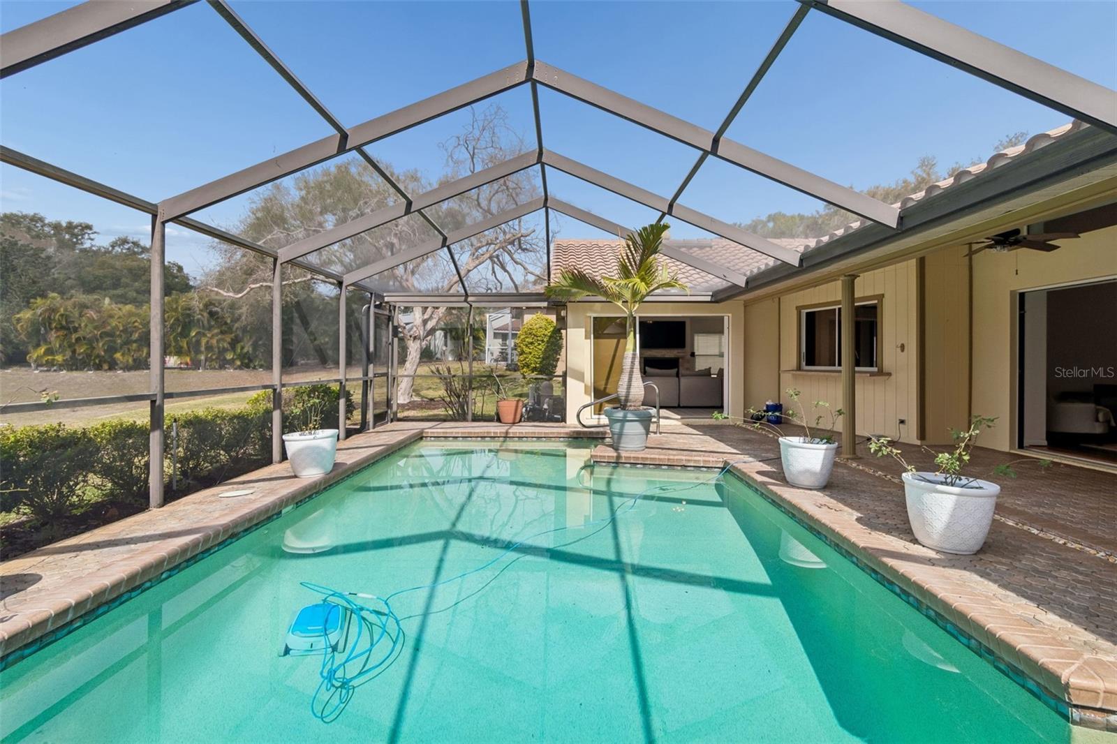 Image 56 of 89 For 2194 Pinnacle Circle N