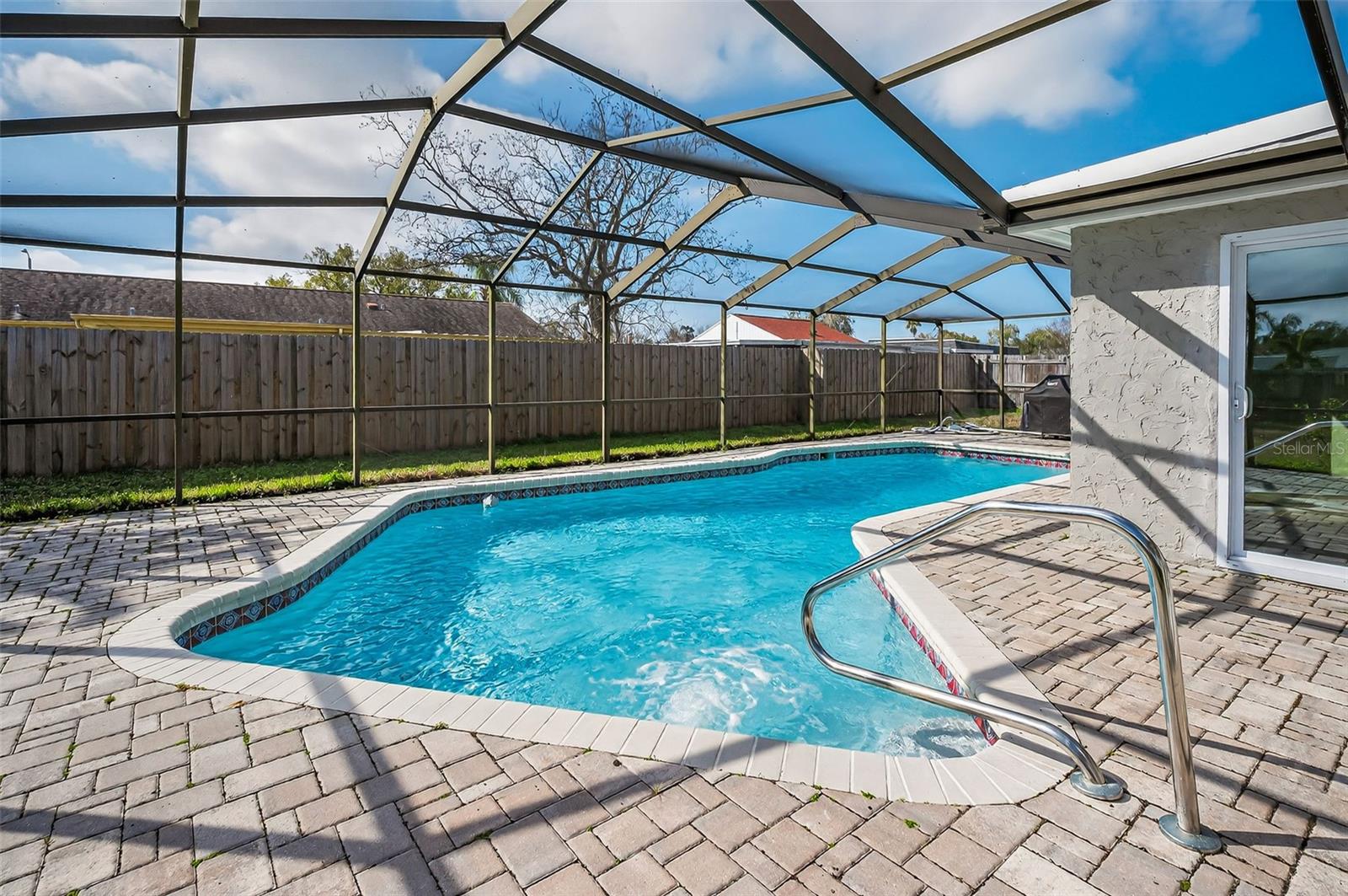 Image 11 of 36 For 3645 Overland Drive