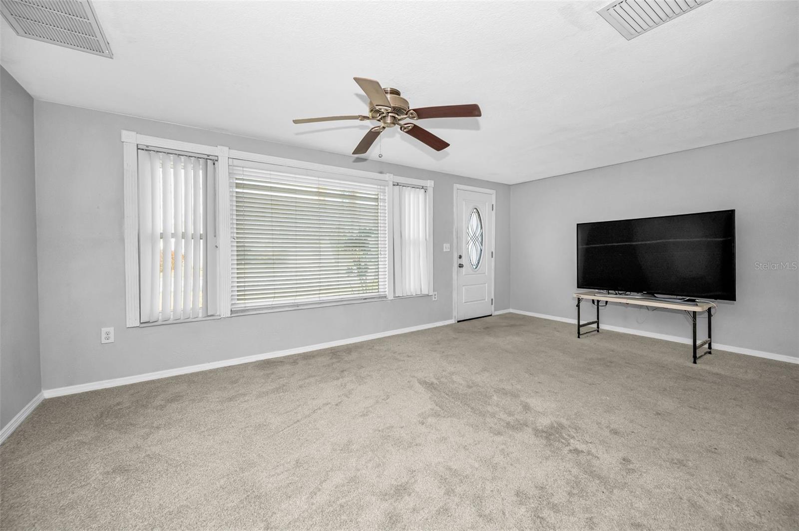 Image 32 of 36 For 3645 Overland Drive