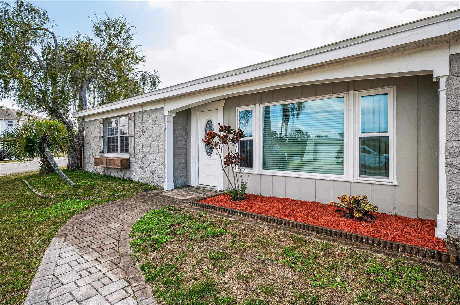 Image 35 of 36 For 3645 Overland Drive