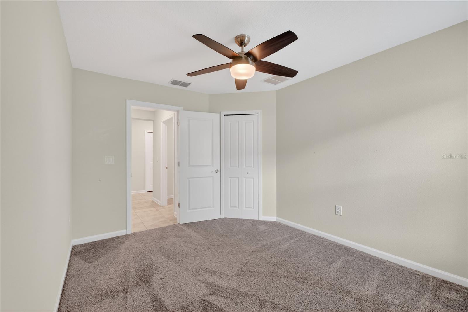 Image 17 of 40 For 4773 Magnetite Loop