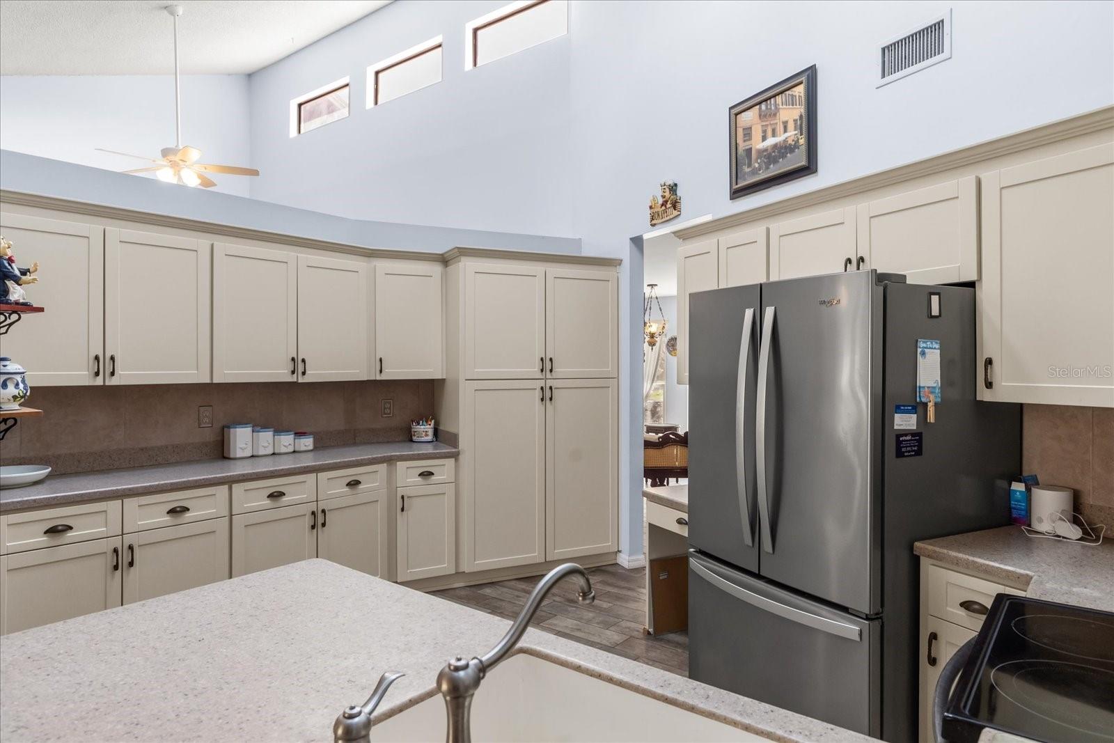 Image 10 of 55 For 34515 Cedarfield Drive