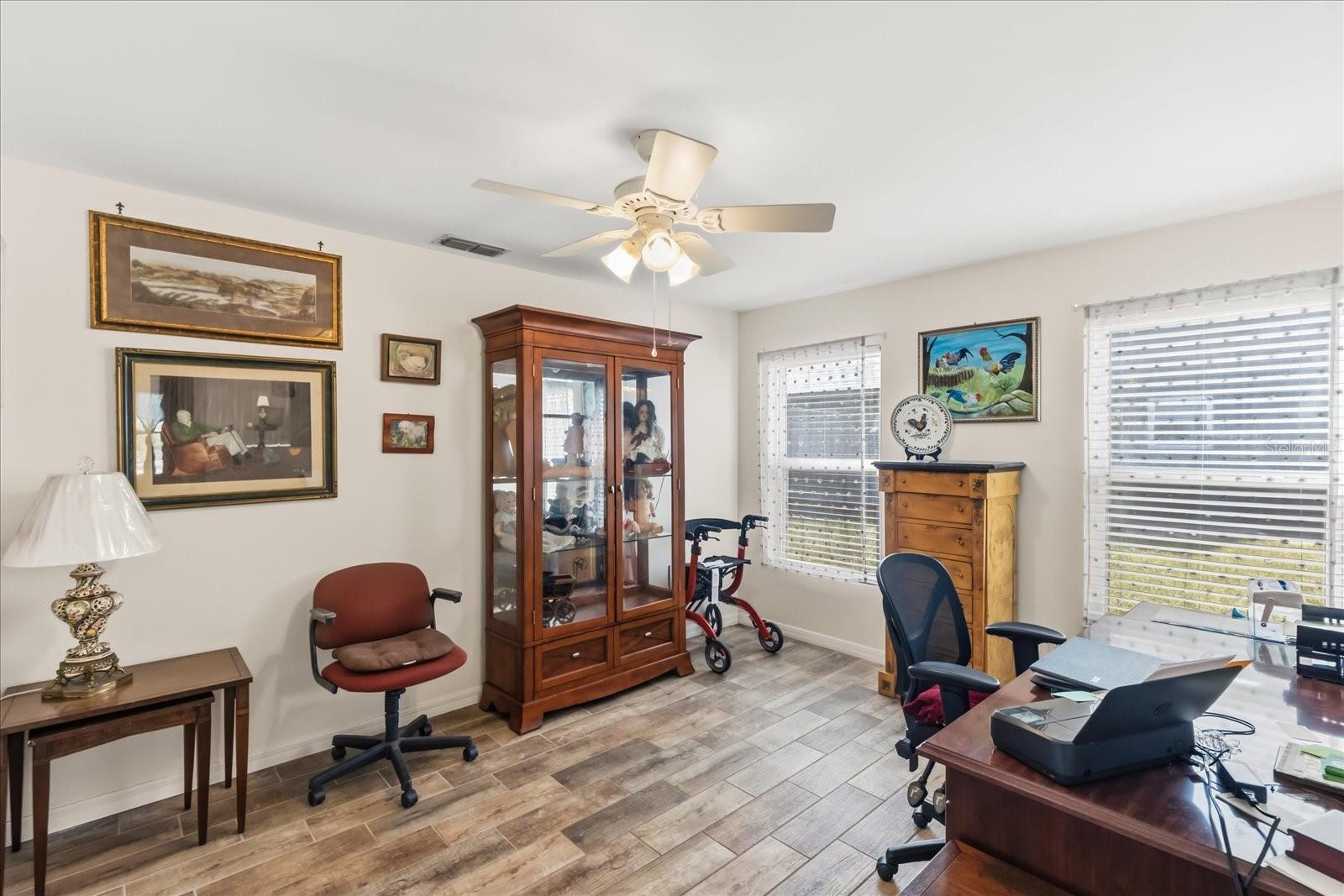 Image 14 of 55 For 34515 Cedarfield Drive