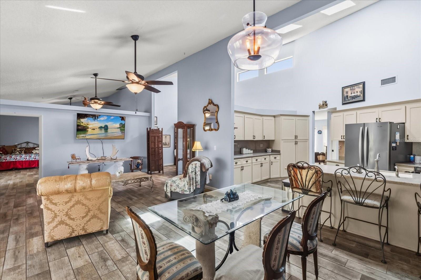 Image 6 of 55 For 34515 Cedarfield Drive