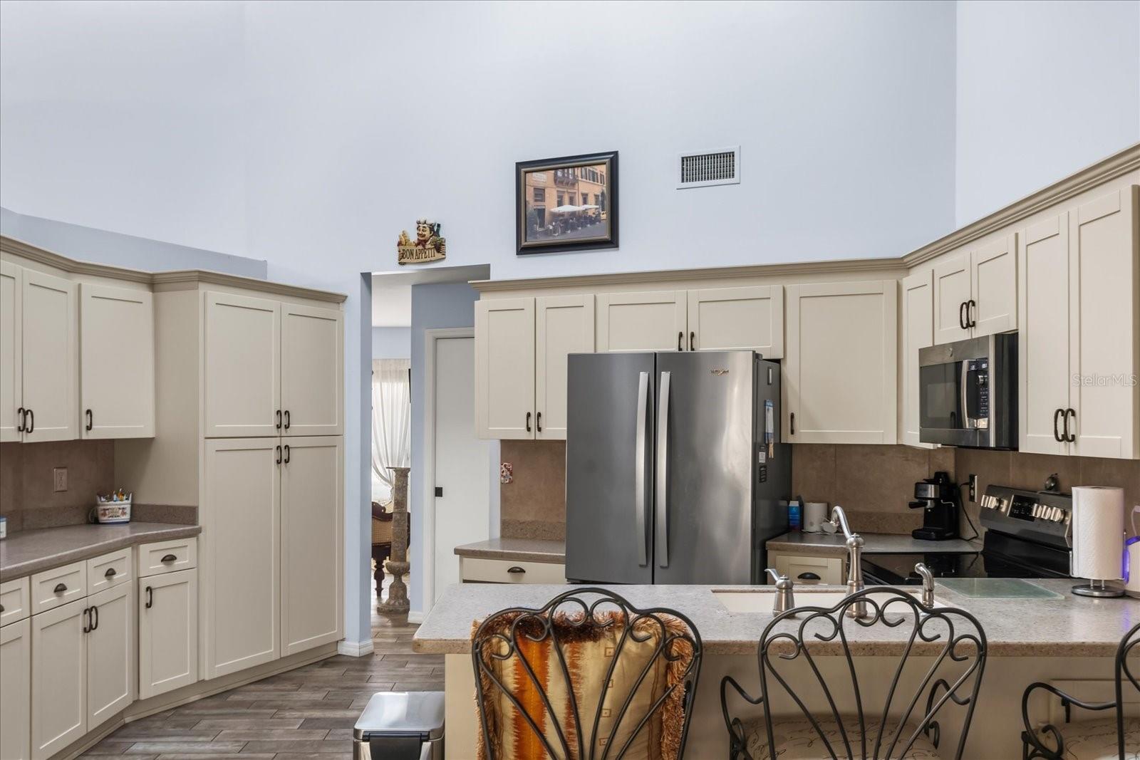 Image 9 of 55 For 34515 Cedarfield Drive