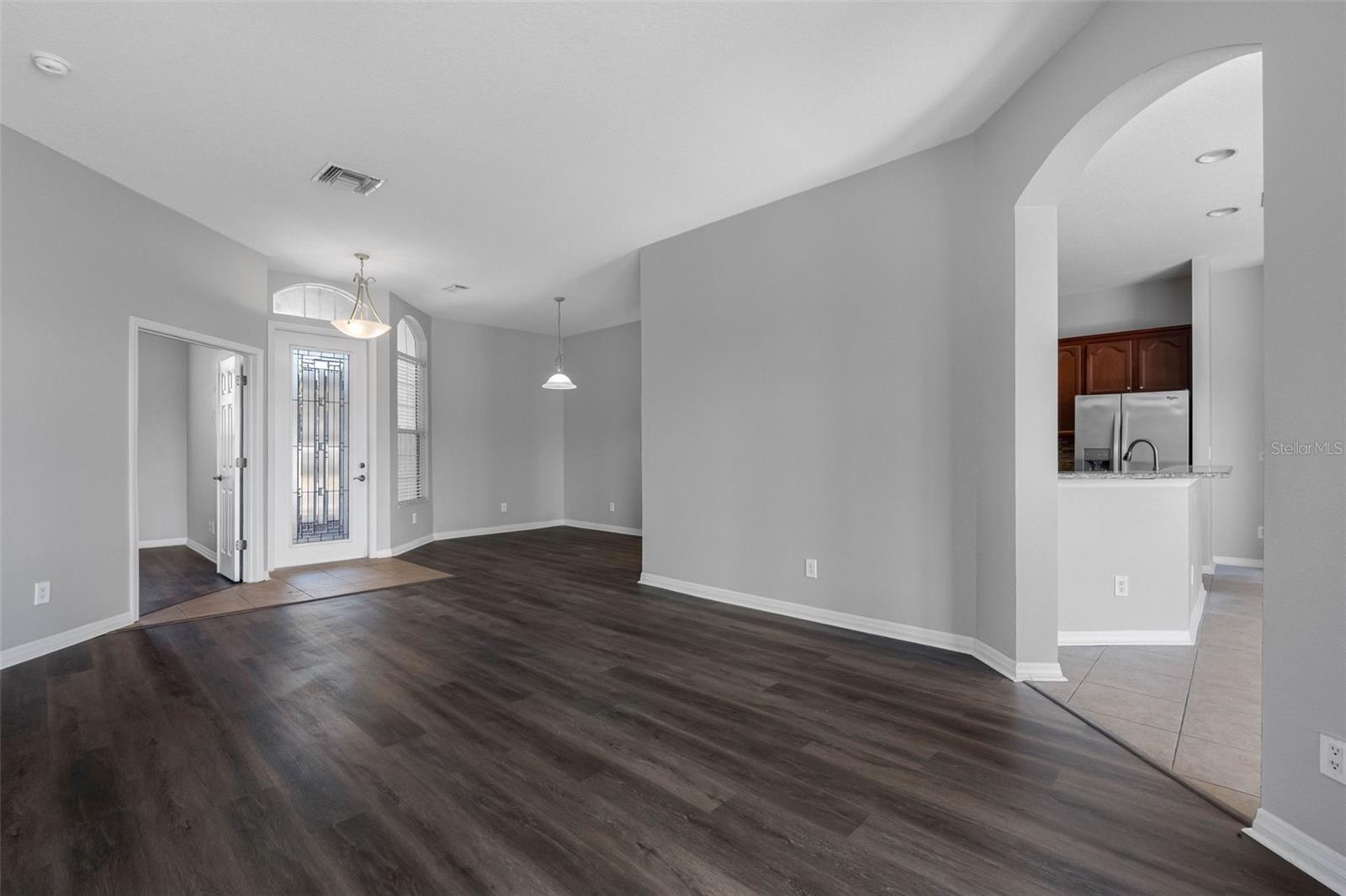 Image 3 of 43 For 4820 Portmarnock Way