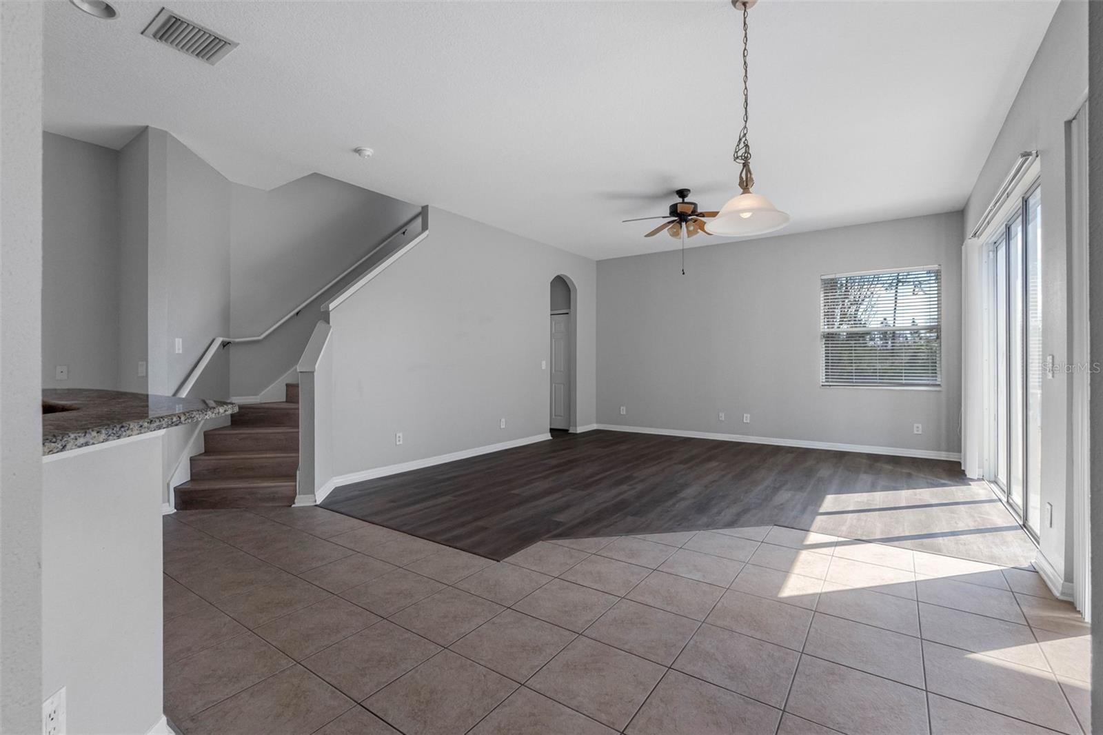 Image 5 of 43 For 4820 Portmarnock Way