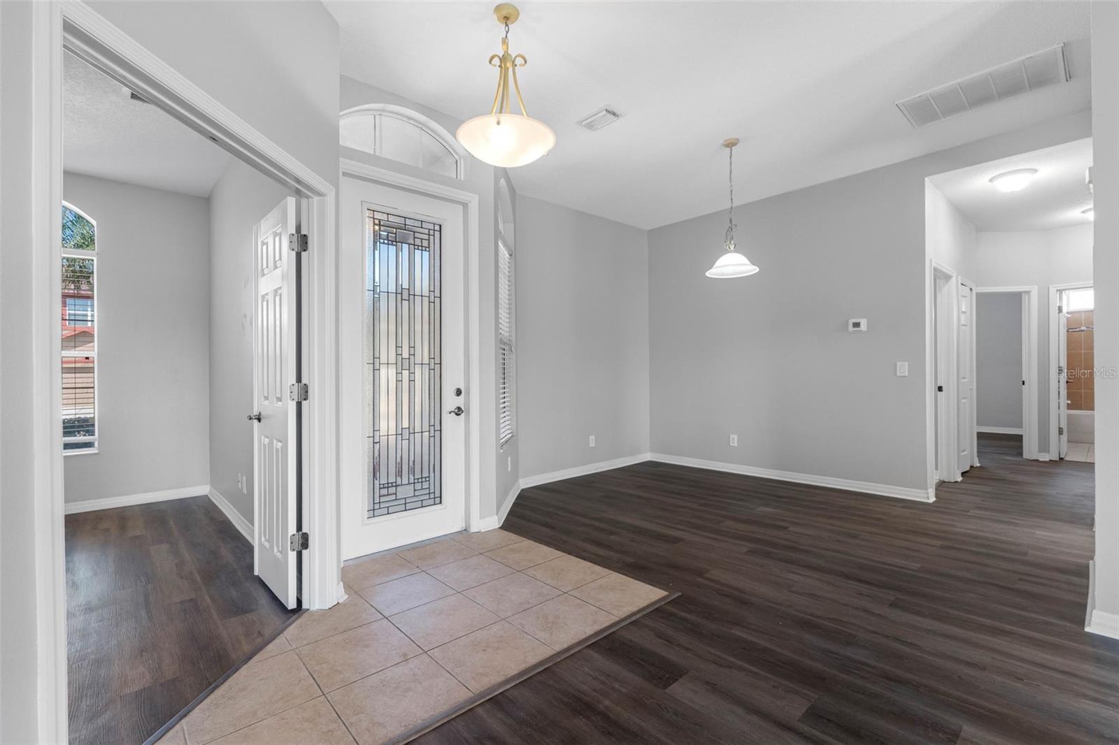 Image 7 of 43 For 4820 Portmarnock Way