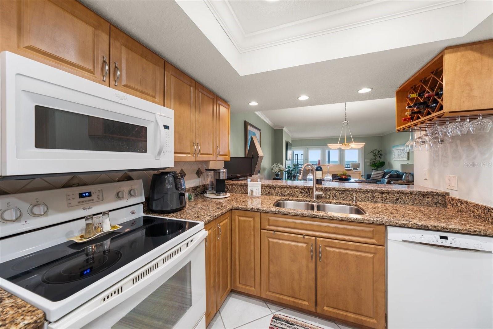 Image 13 of 44 For 1582 Gulf Boulevard 1508