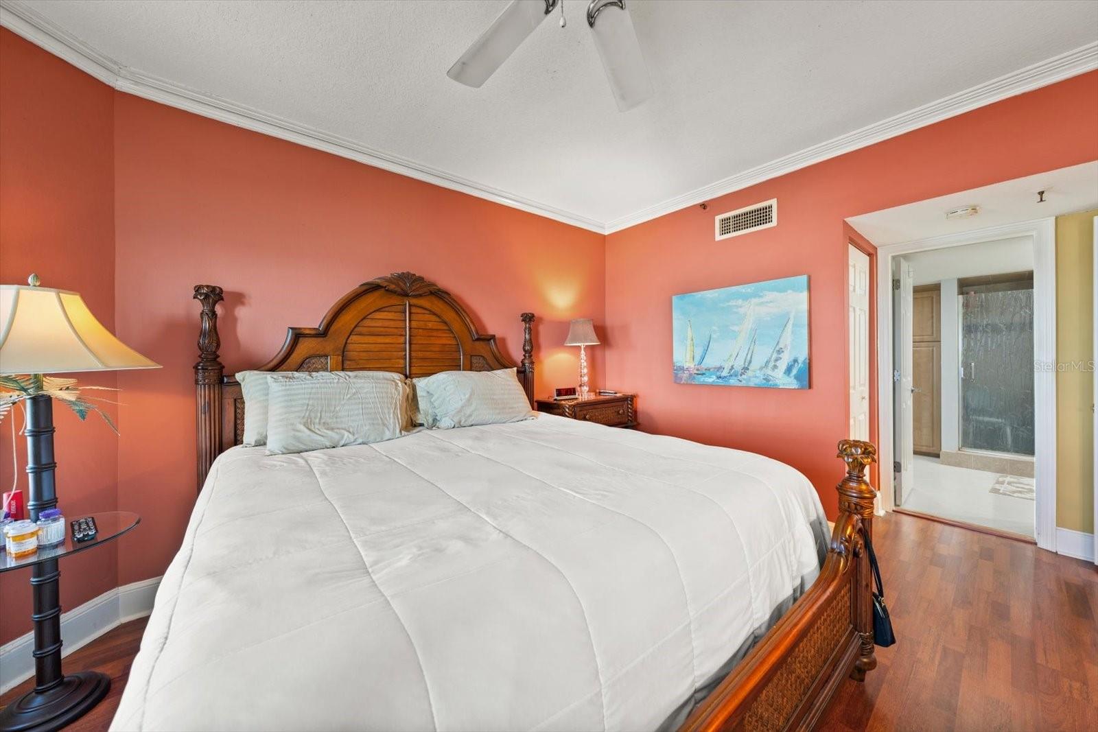 Image 16 of 44 For 1582 Gulf Boulevard 1508