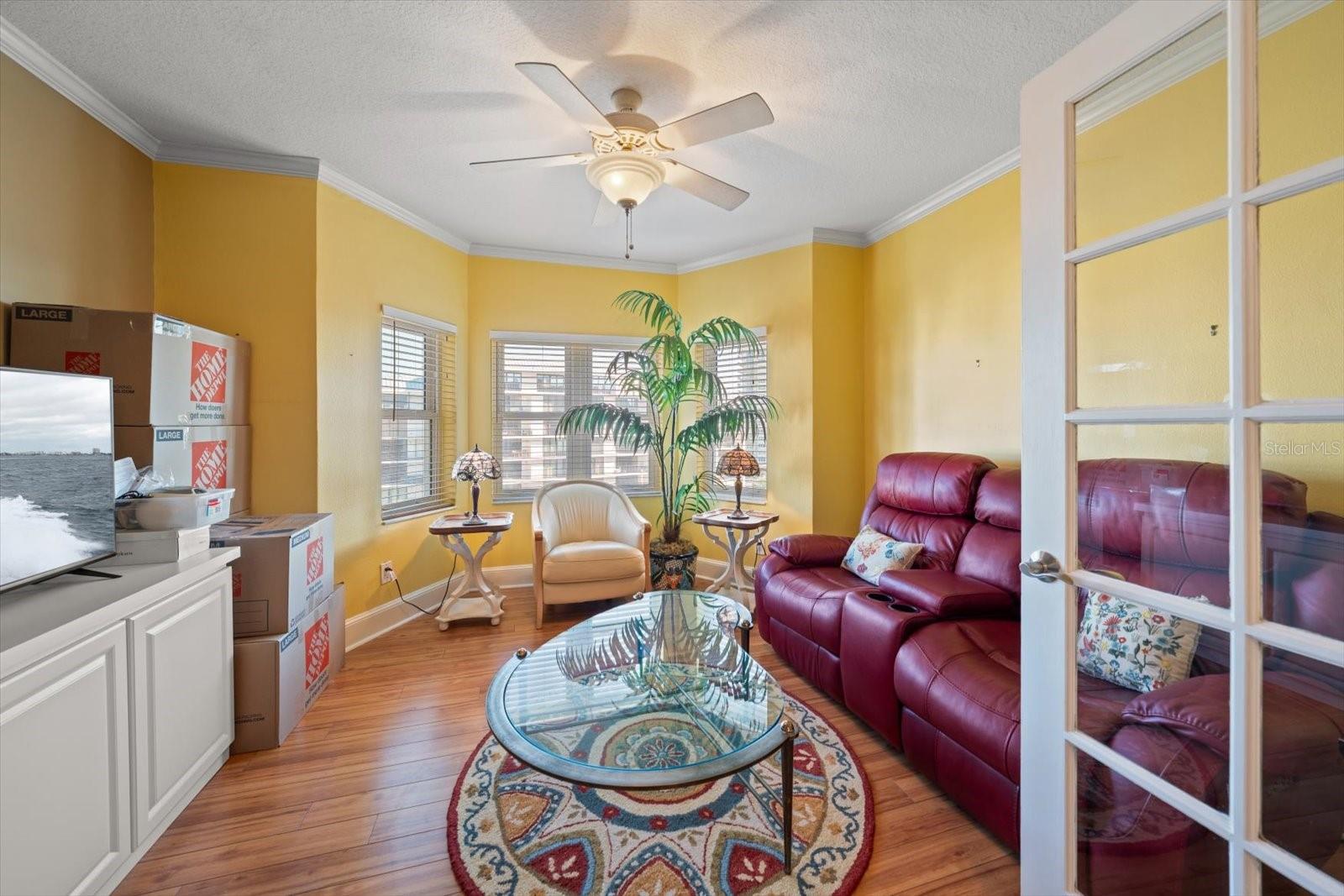 Image 27 of 44 For 1582 Gulf Boulevard 1508