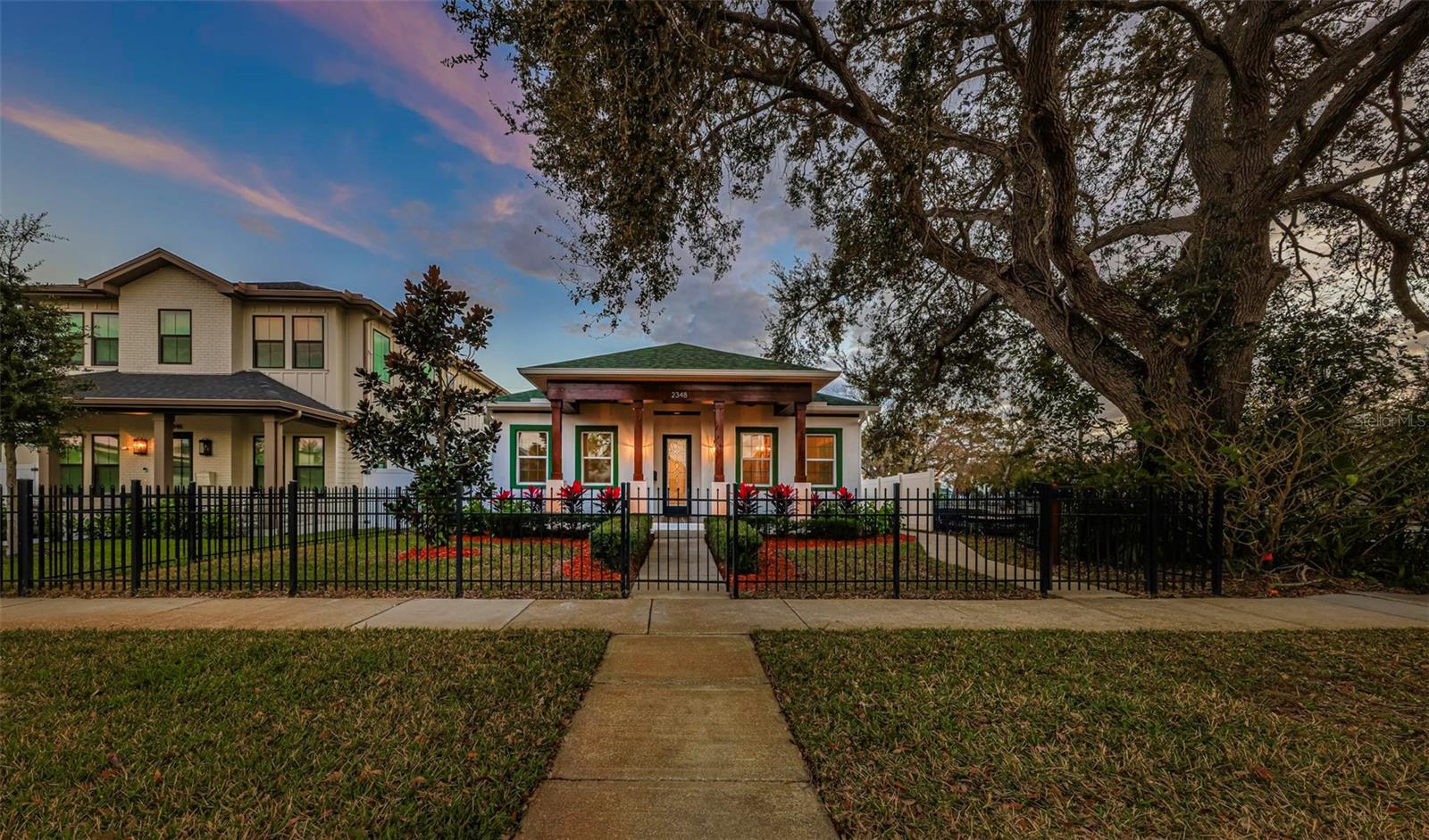 Image 2 of 63 For 2348 2nd Avenue S