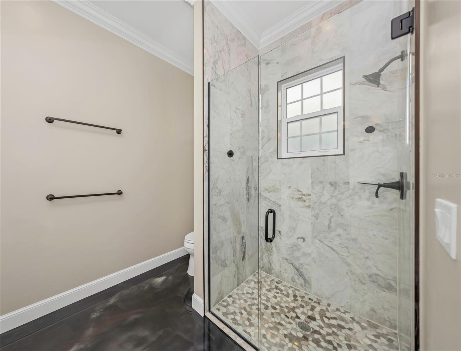 Image 32 of 63 For 2348 2nd Avenue S