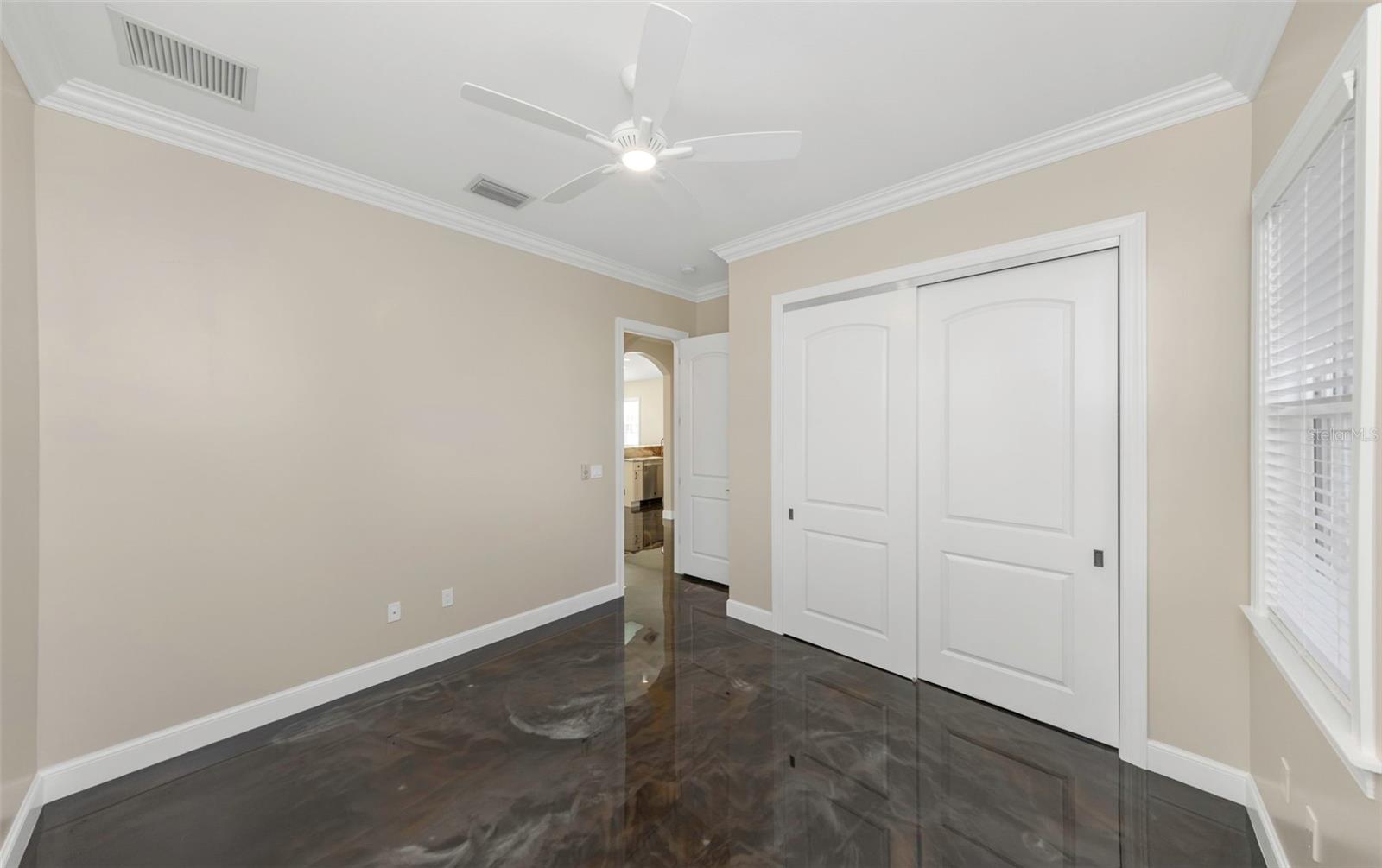 Image 37 of 63 For 2348 2nd Avenue S