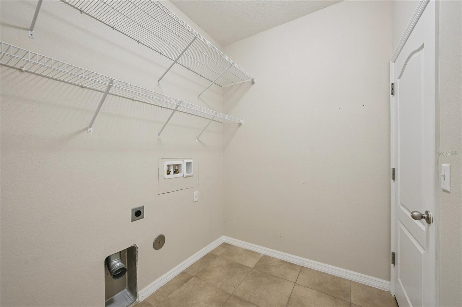 Image 23 of 41 For 11129 Kiskadee Circle