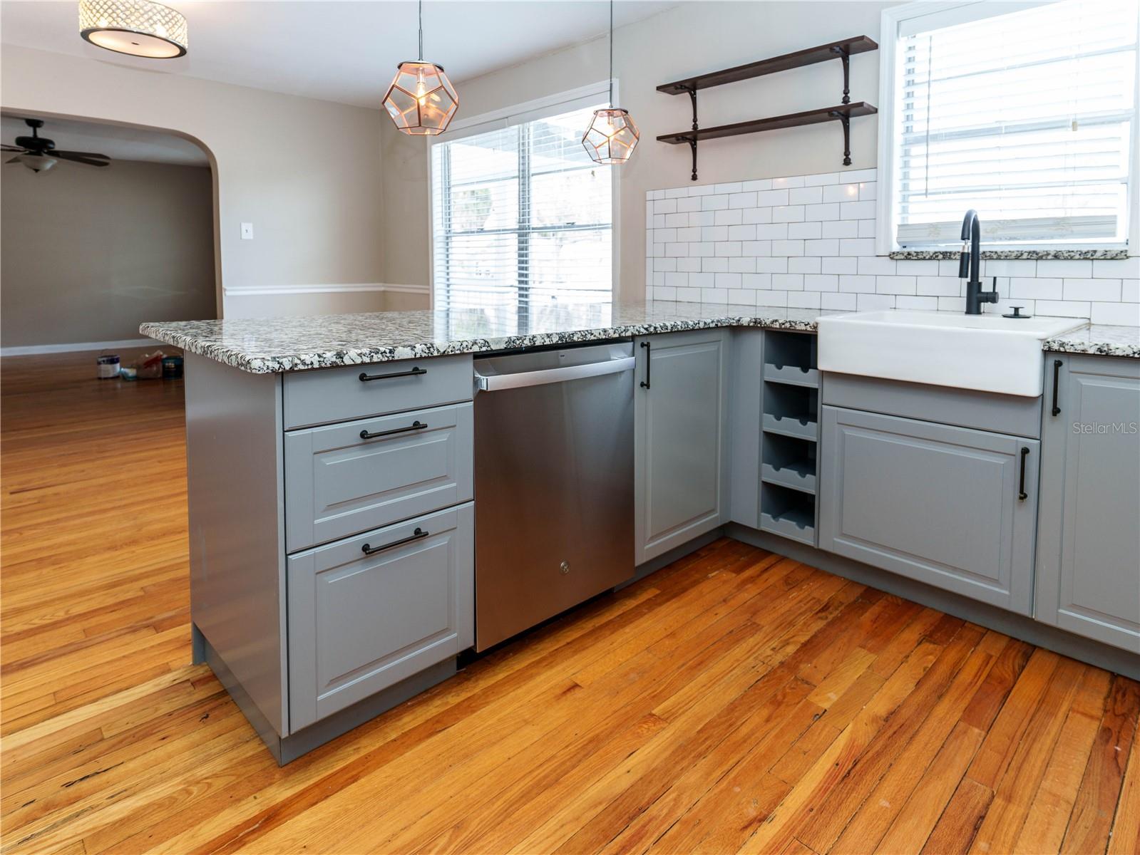 Image 12 of 36 For 126 Jean Street