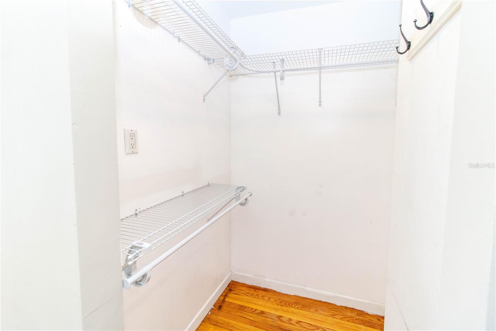 Image 22 of 36 For 126 Jean Street