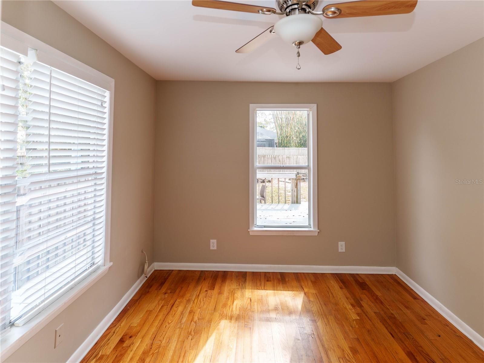 Image 26 of 36 For 126 Jean Street