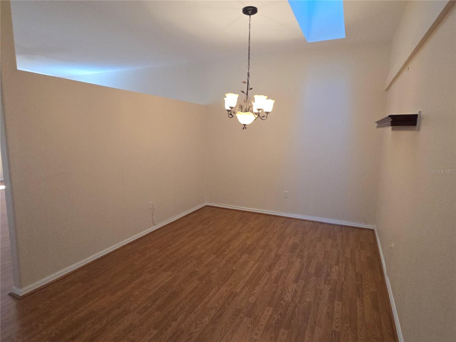 Image 7 of 19 For 11519 Holly Ann Drive