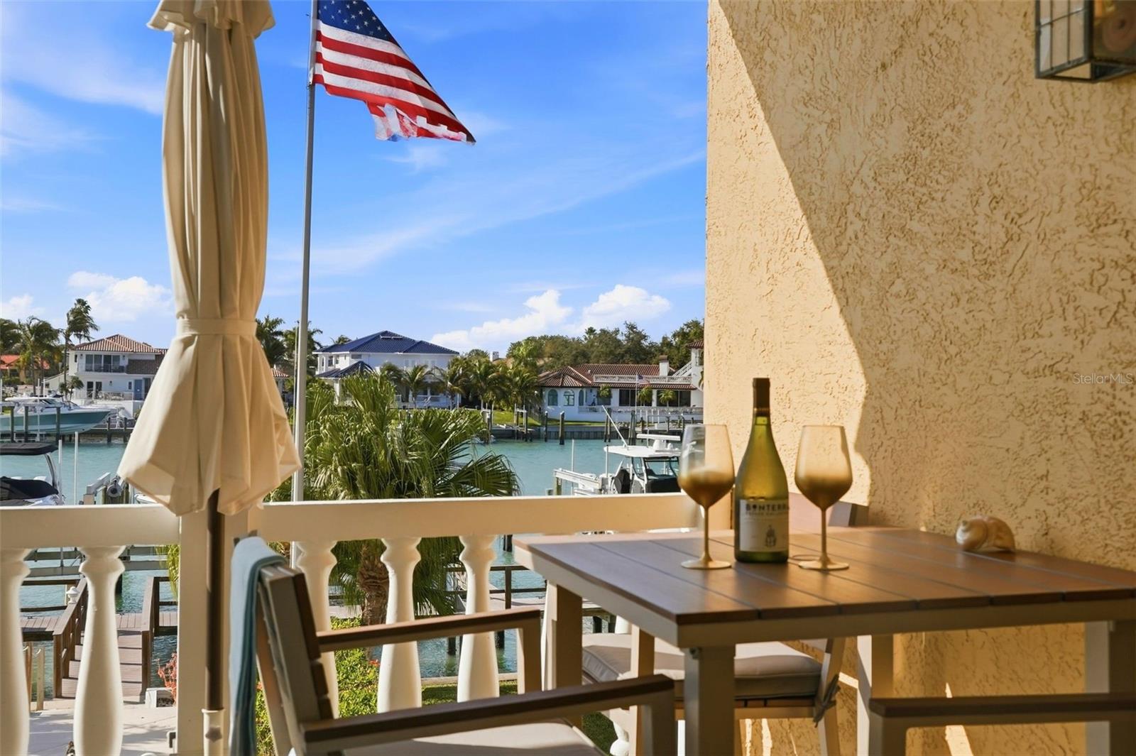 Image 15 of 37 For 544 Pinellas Bayway S Th13