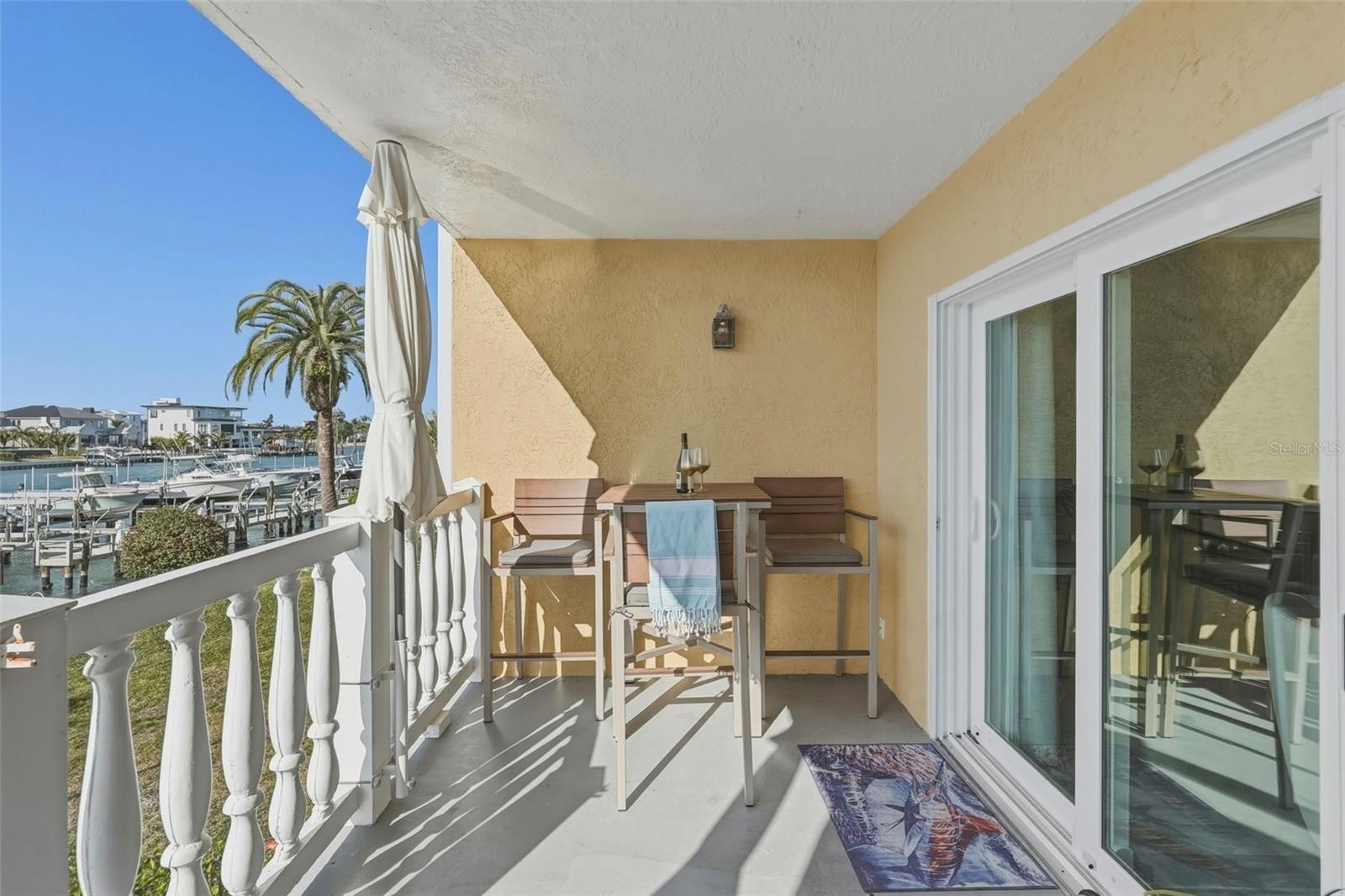 Image 17 of 37 For 544 Pinellas Bayway S Th13