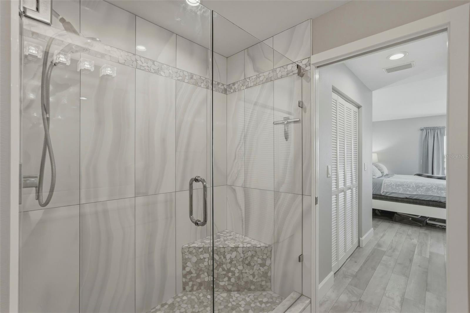 Image 21 of 37 For 544 Pinellas Bayway S Th13