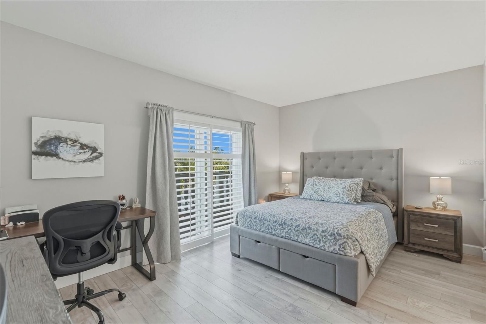 Image 24 of 37 For 544 Pinellas Bayway S Th13