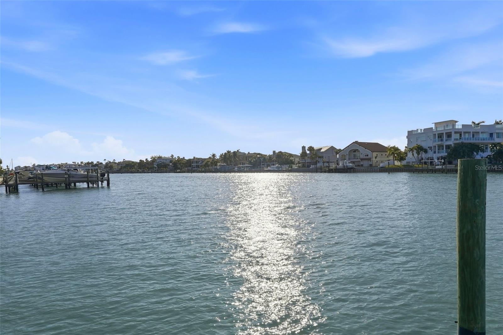Image 31 of 37 For 544 Pinellas Bayway S Th13