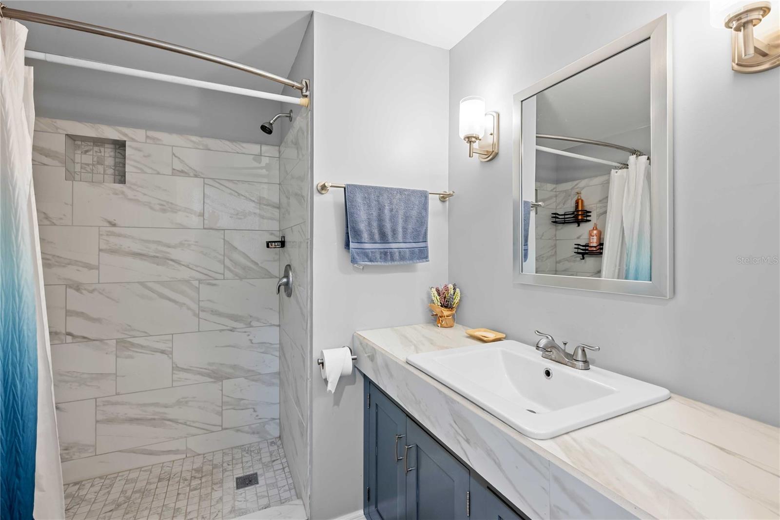 Image 19 of 60 For 37240 Beverly Avenue