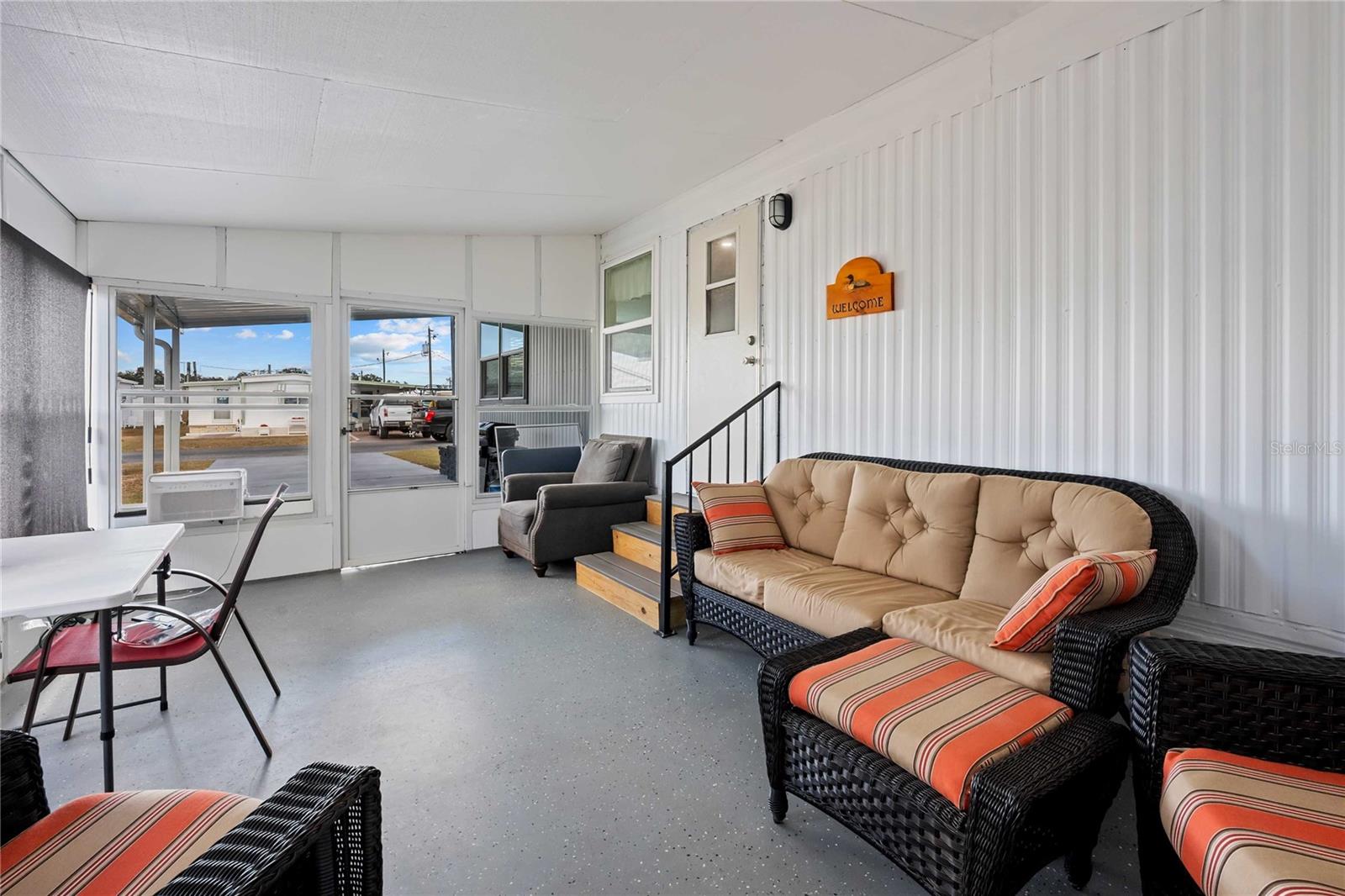 Image 22 of 60 For 37240 Beverly Avenue