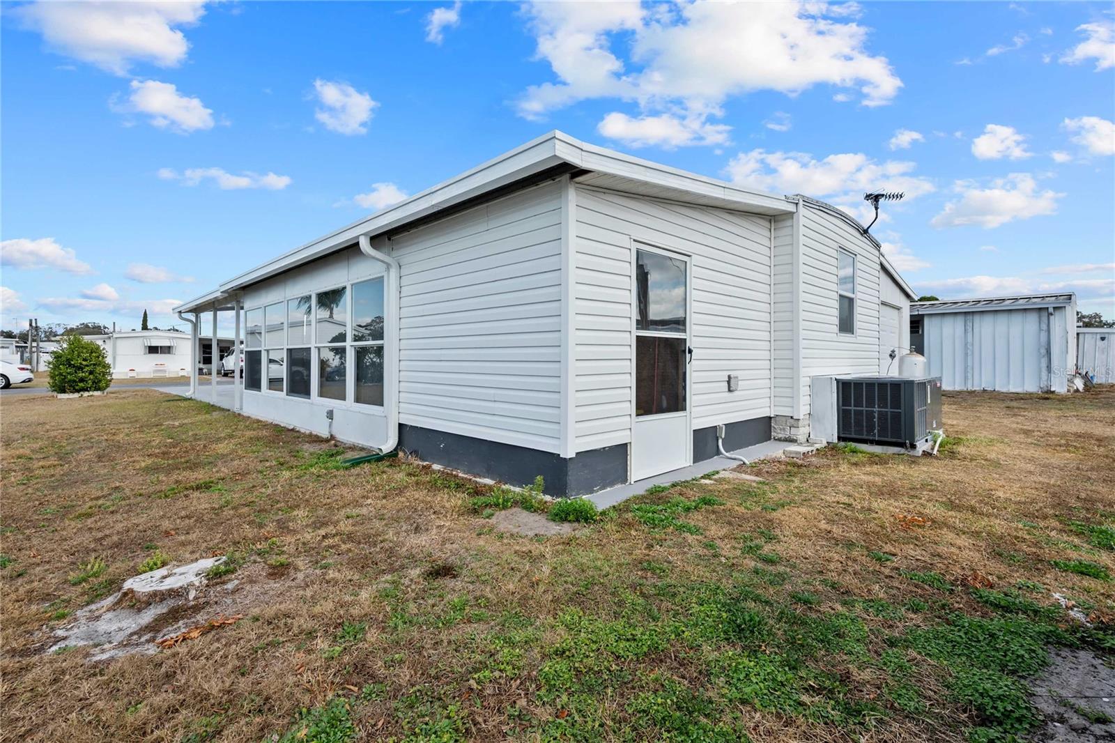 Image 25 of 60 For 37240 Beverly Avenue