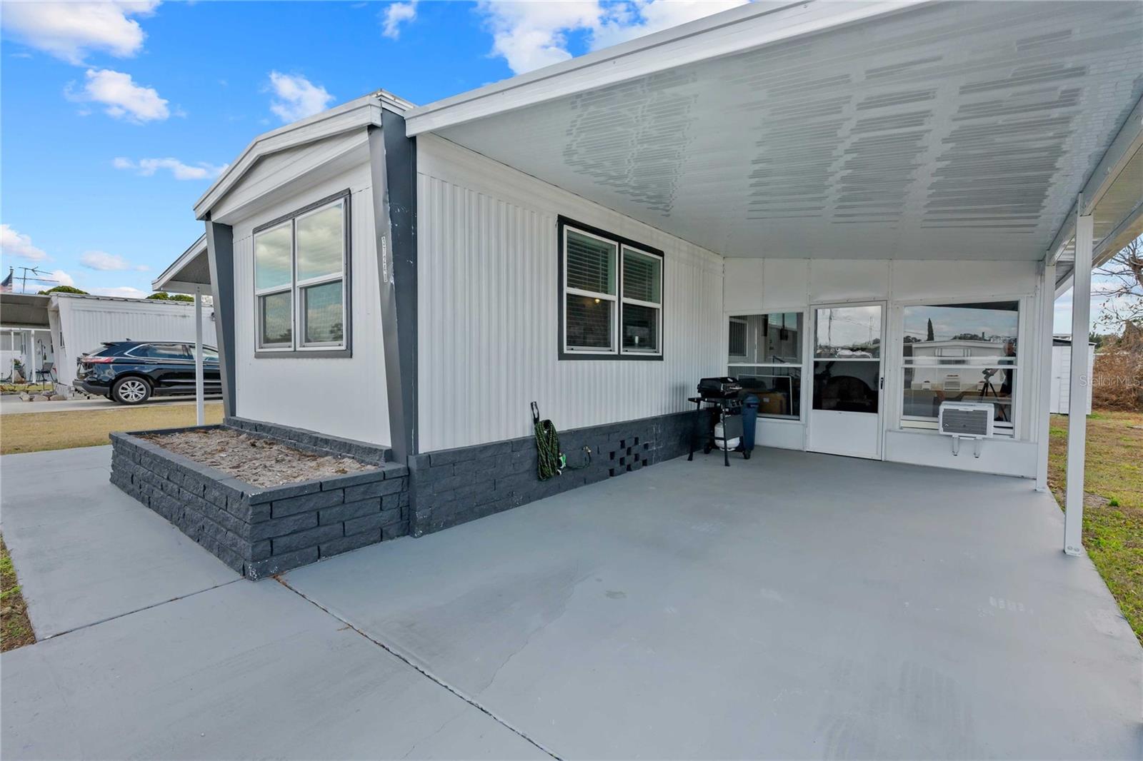 Image 27 of 60 For 37240 Beverly Avenue