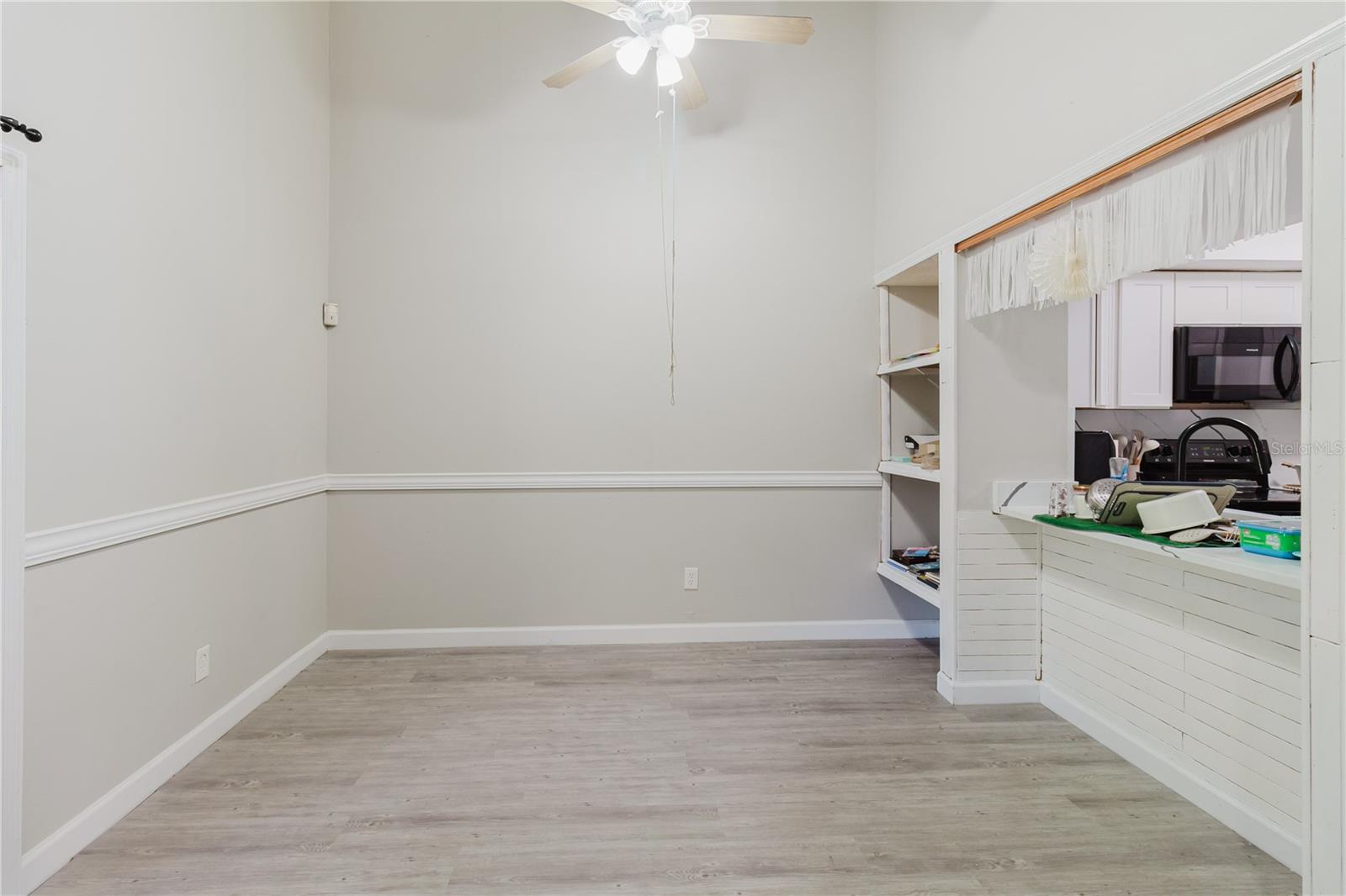 Image 10 of 25 For 4835 Puritan Circle 121