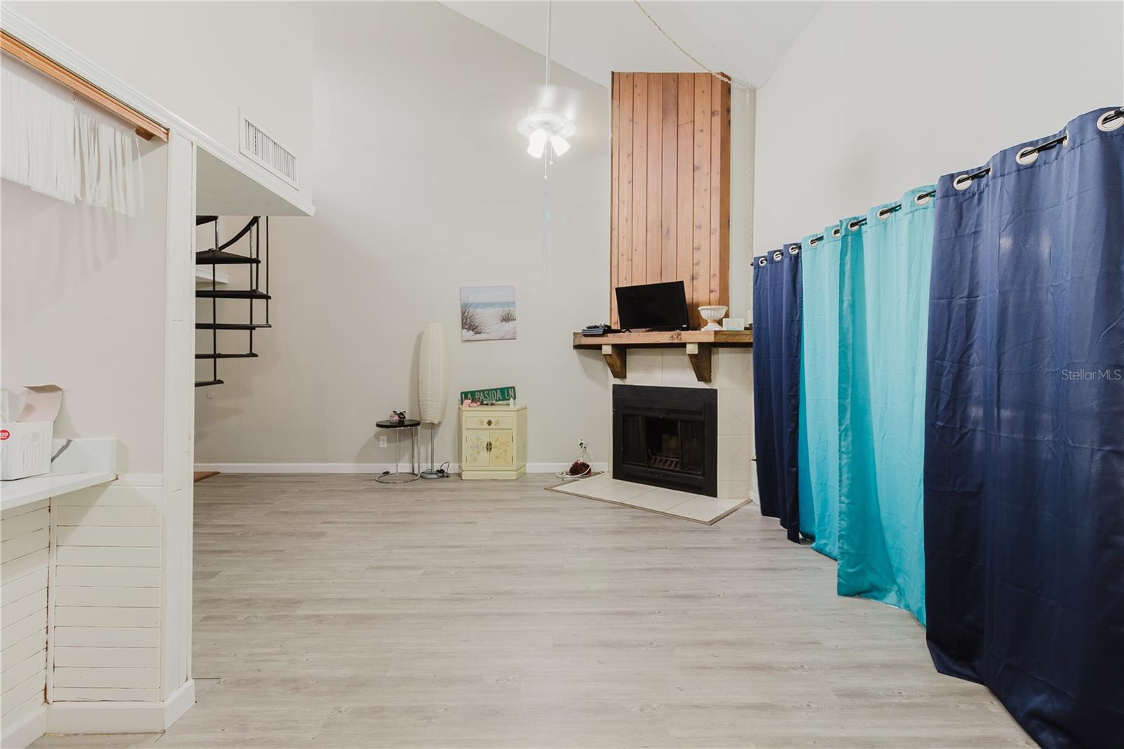 Image 13 of 25 For 4835 Puritan Circle 121