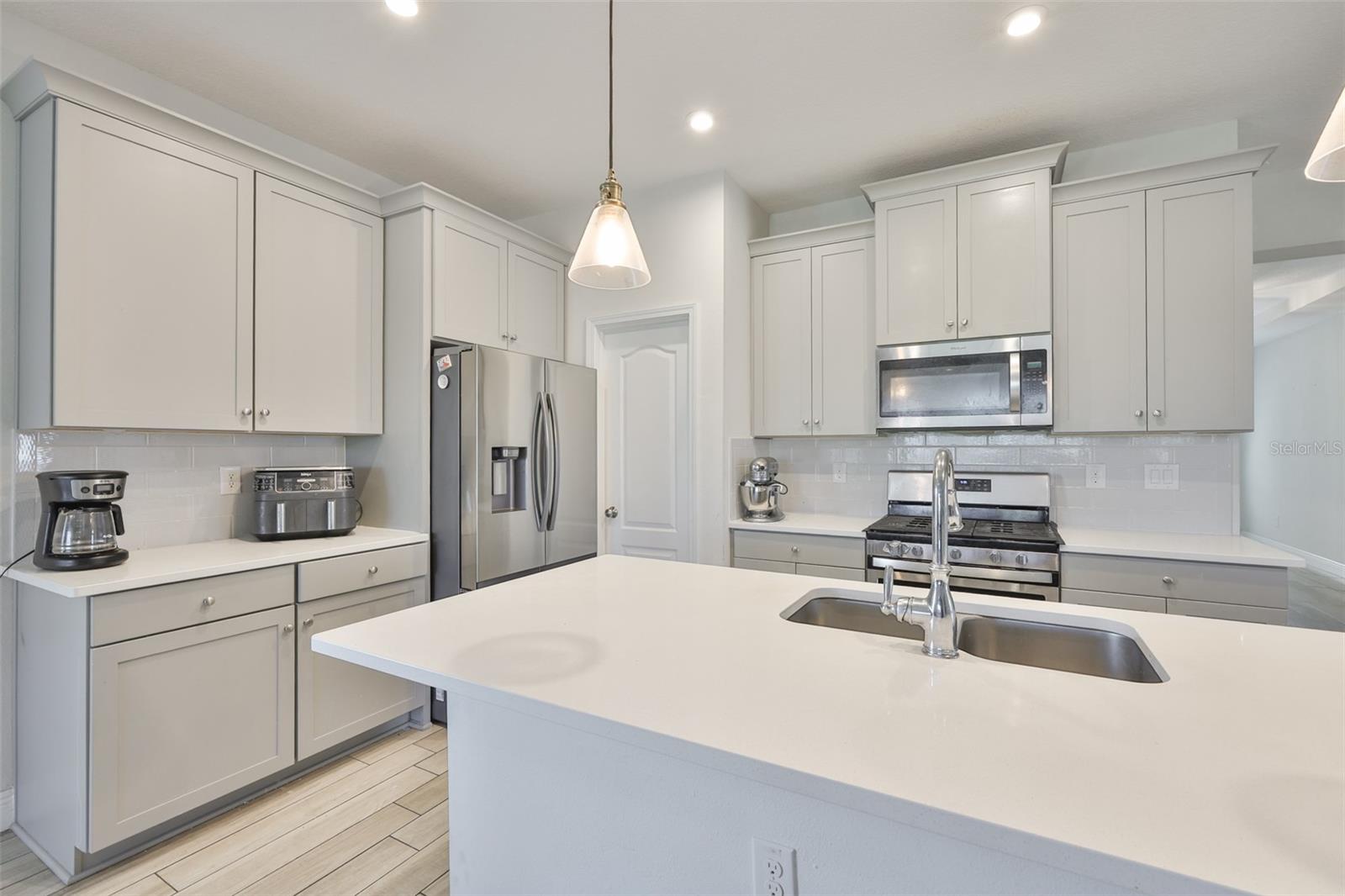 Image 16 of 65 For 5418 Silver Sun Drive