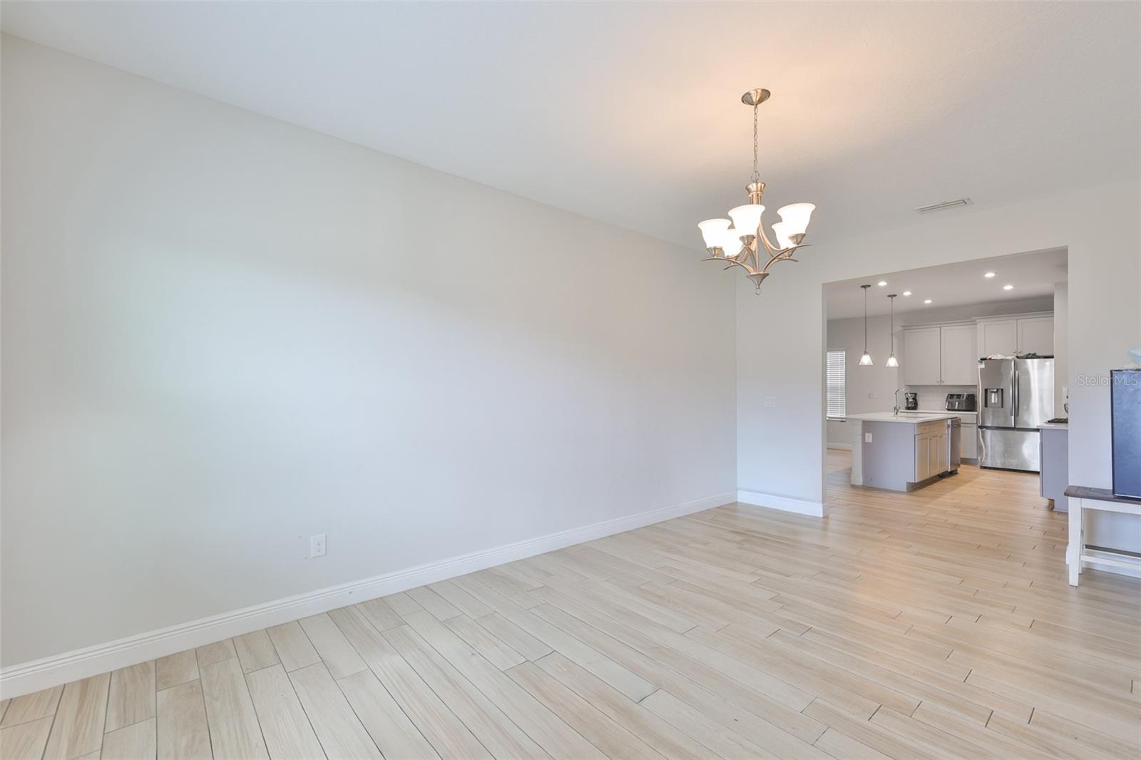 Image 25 of 65 For 5418 Silver Sun Drive