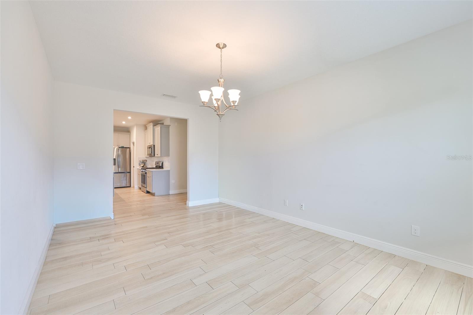 Image 26 of 65 For 5418 Silver Sun Drive