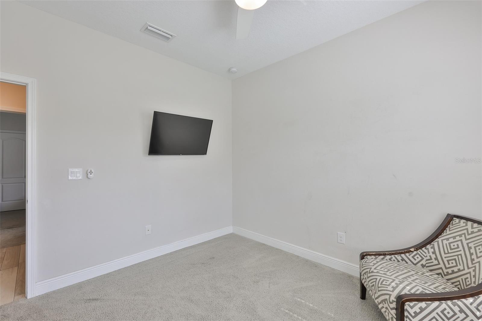 Image 28 of 65 For 5418 Silver Sun Drive