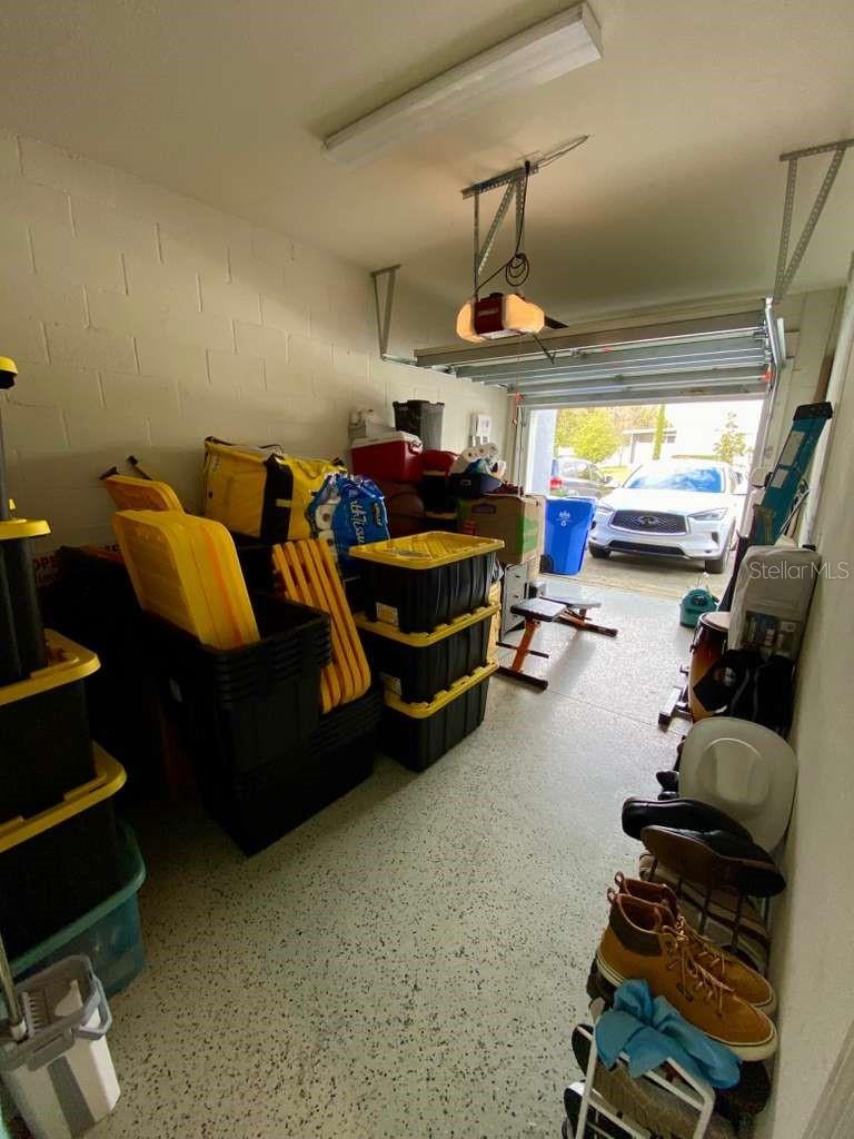 Listing photo id 15 for 7234 Grand Elm Drive