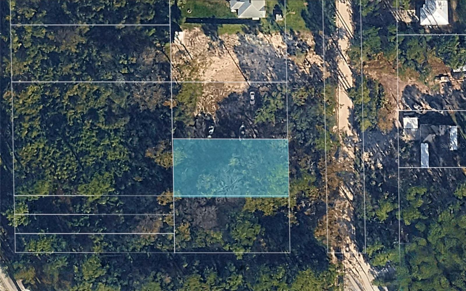 Image 2 of 3 For 2312 Central Parkway