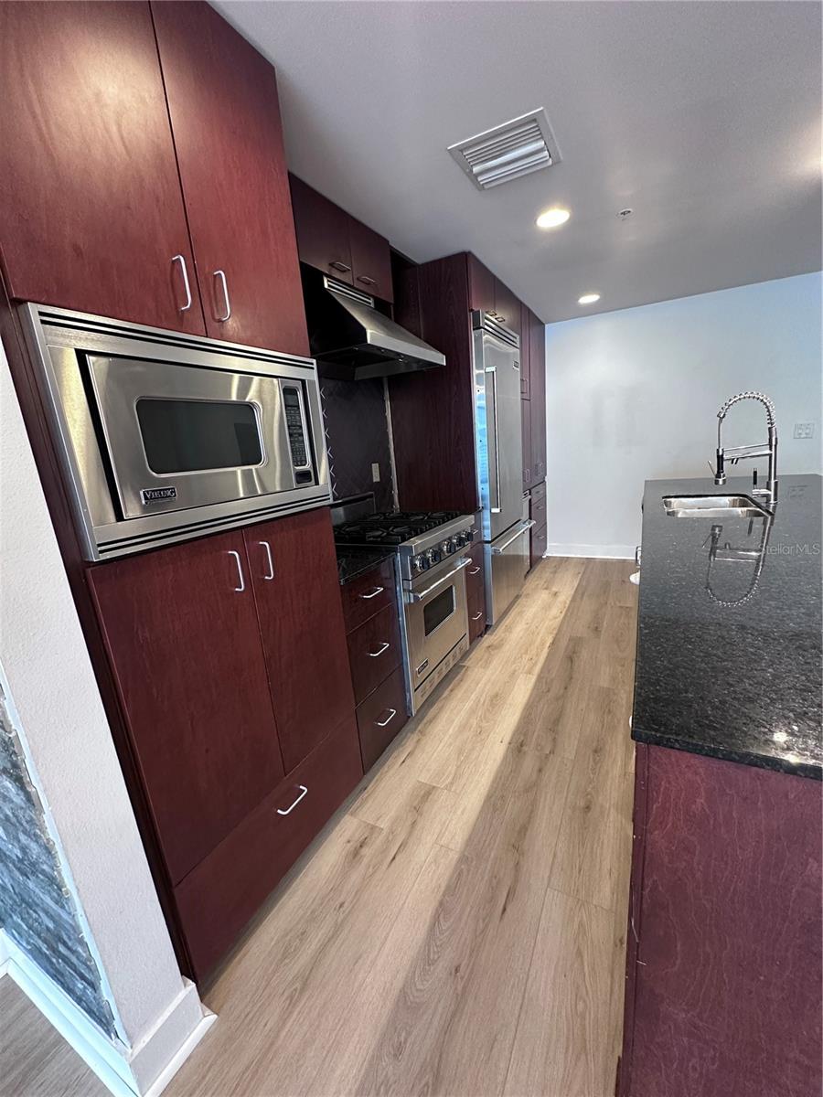 Image 11 of 39 For 1208 Kennedy Boulevard 313