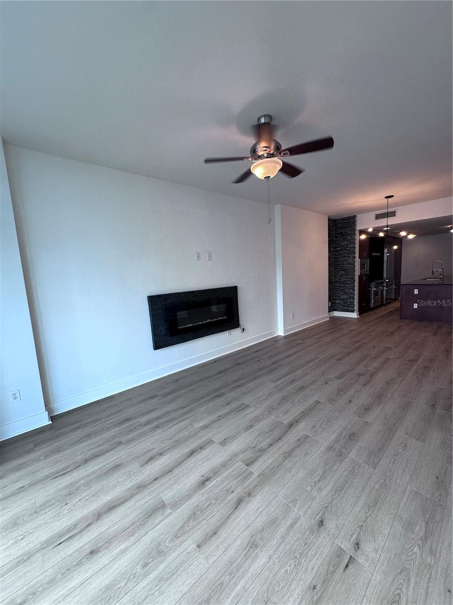 Image 13 of 39 For 1208 Kennedy Boulevard 313